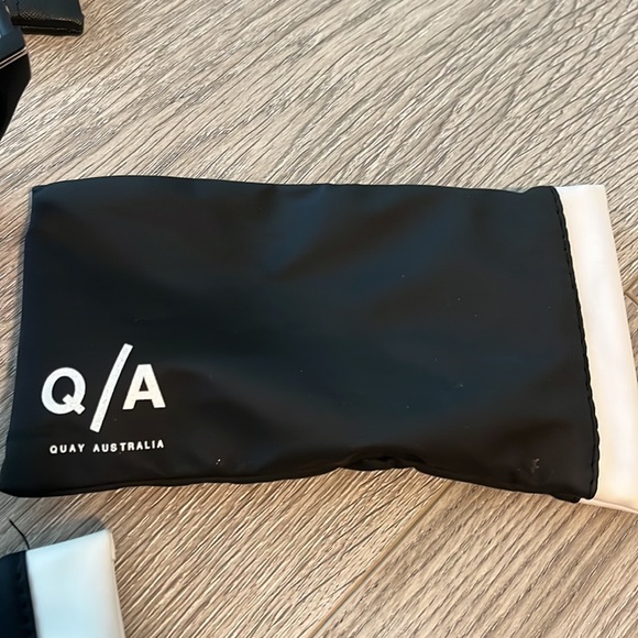 Quay sunglasses - Picture 3 of 3